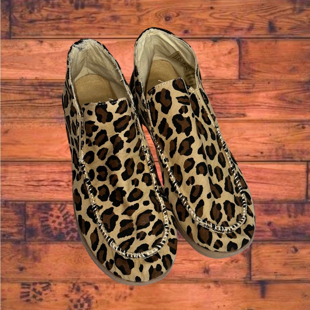 Outwoods Leopard Print Shoes